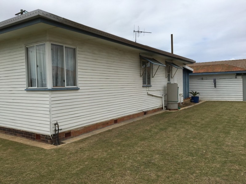 35 Burrum Street, Bundaberg West QLD 4670