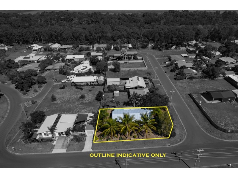 1 Acacia Street, Moore Park Beach QLD 4670