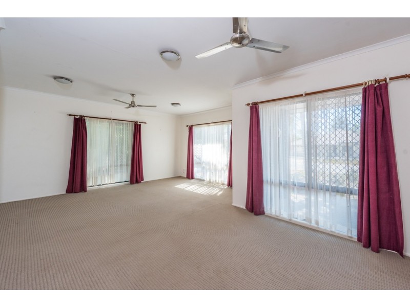 1 Acacia Street, Moore Park Beach QLD 4670