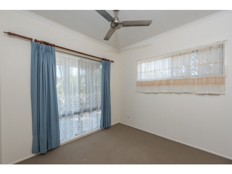 1 Acacia Street, Moore Park Beach QLD 4670