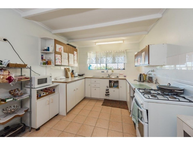 1283 Moore Park Road, Gooburrum QLD 4670