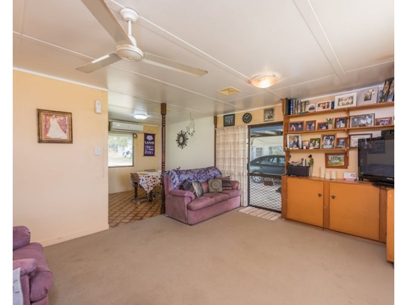 19 Claytons Road, Lowmead QLD 4676