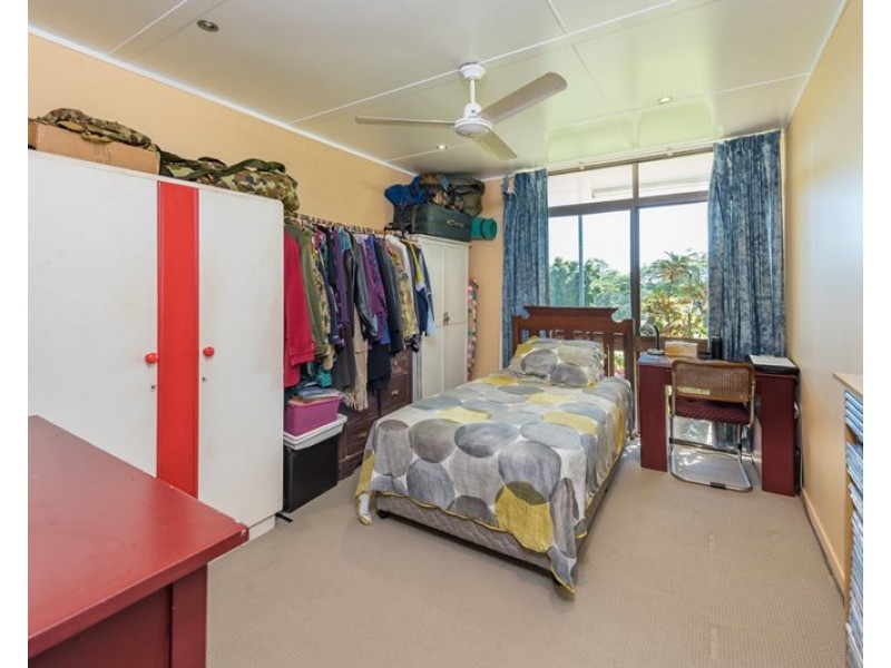 19 Claytons Road, Lowmead QLD 4676