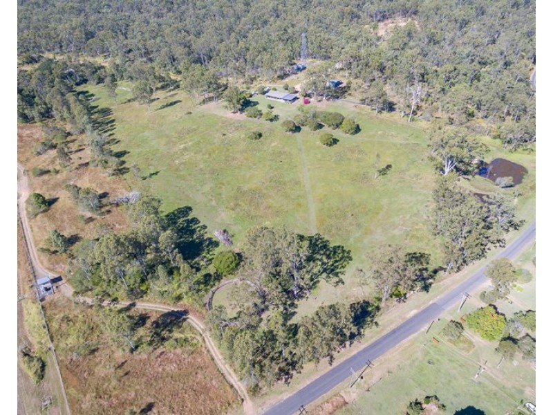 19 Claytons Road, Lowmead QLD 4676