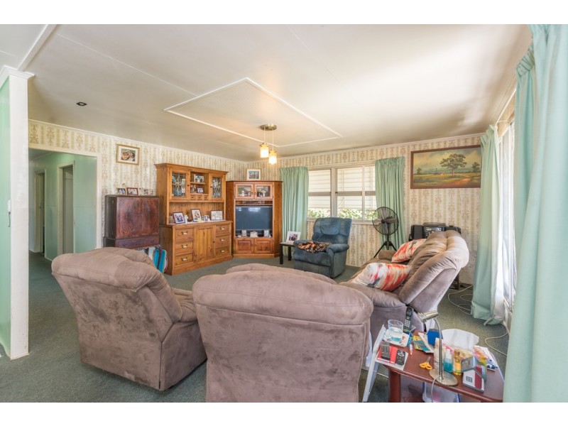 45 Montgomery St, Svensson Heights QLD 4670