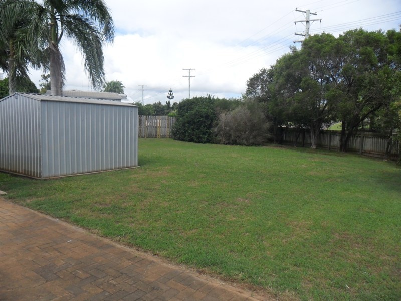 1 Hilltop Parade, Avoca QLD 4670