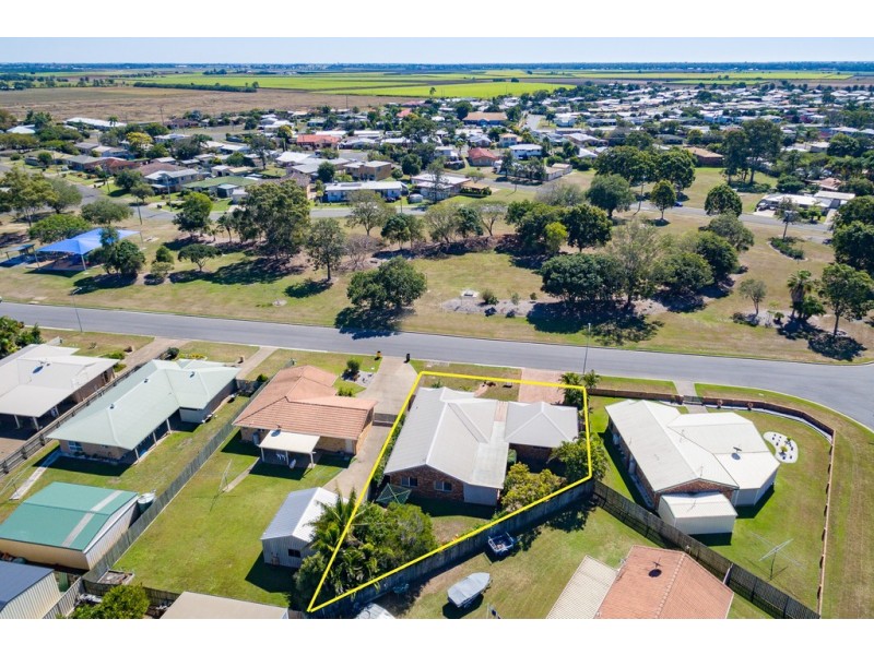 3 Sweeney St, Bundaberg North QLD 4670