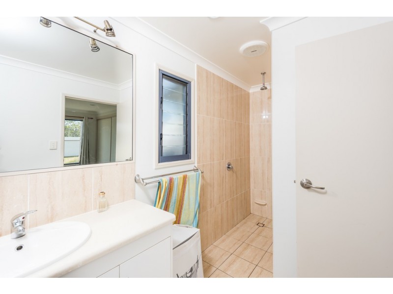 27 Steley Street, Buxton QLD 4660
