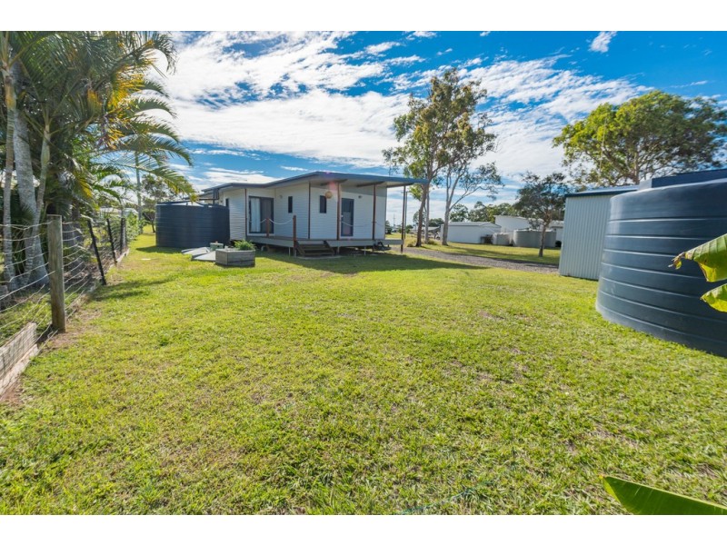 27 Steley Street, Buxton QLD 4660