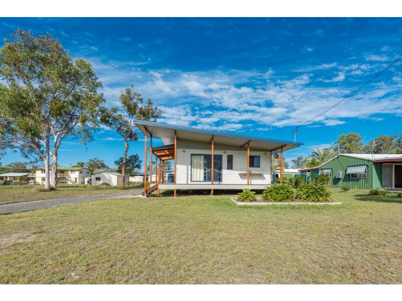 27 Steley Street, Buxton QLD 4660