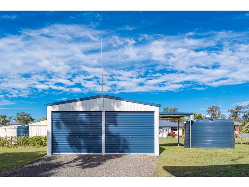 27 Steley Street, Buxton QLD 4660