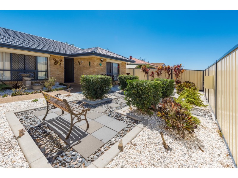 52 Searle Street, Thabeban QLD 4670
