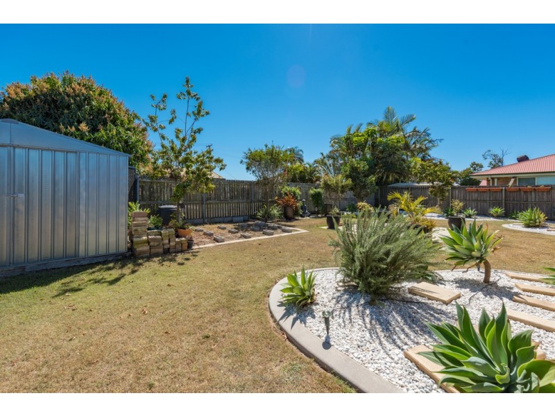 52 Searle Street, Thabeban QLD 4670