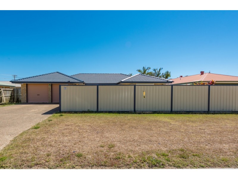 52 Searle Street, Thabeban QLD 4670