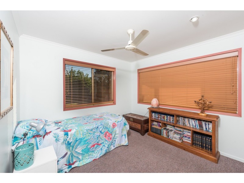 9 GREVILLEA COURT, Woodgate QLD 4660