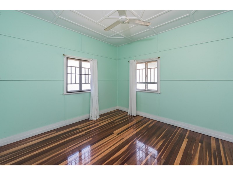 23 Fairymead Road, Bundaberg North QLD 4670