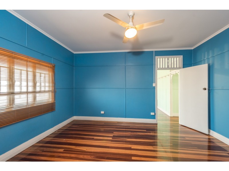 23 Fairymead Road, Bundaberg North QLD 4670