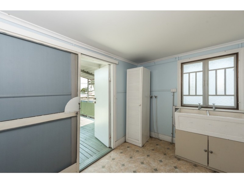 23 Fairymead Road, Bundaberg North QLD 4670