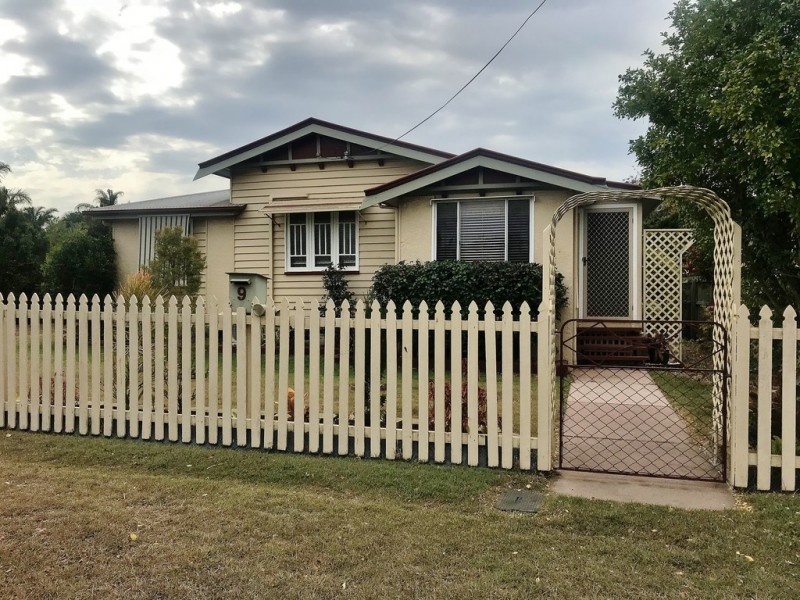9 May Street, Walkervale QLD 4670