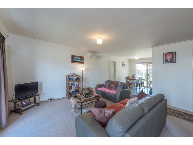 4/17 Thabeban Street, Avenell Heights QLD 4670