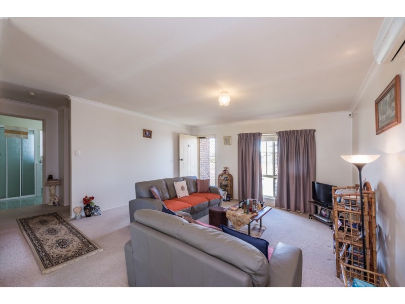 4/17 Thabeban Street, Avenell Heights QLD 4670