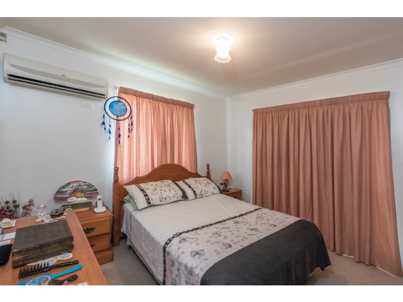 4/17 Thabeban Street, Avenell Heights QLD 4670