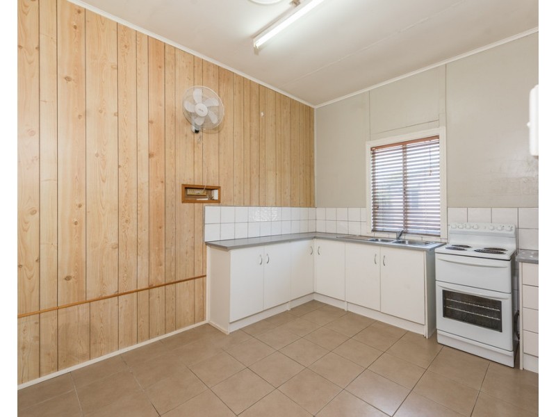 39 Bonney Street, Bundaberg North QLD 4670