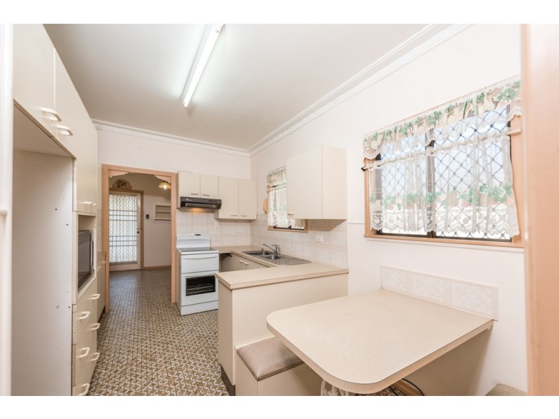 1 Warrell Street, Millbank QLD 4670