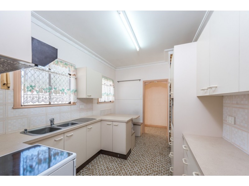 1 Warrell Street, Millbank QLD 4670