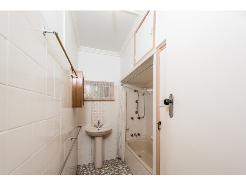 1 Warrell Street, Millbank QLD 4670