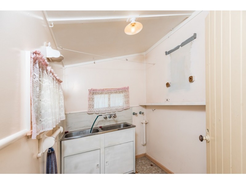 1 Warrell Street, Millbank QLD 4670