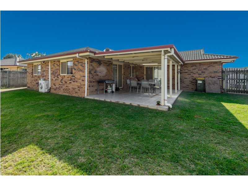 6 Clive Crescent, Kepnock QLD 4670