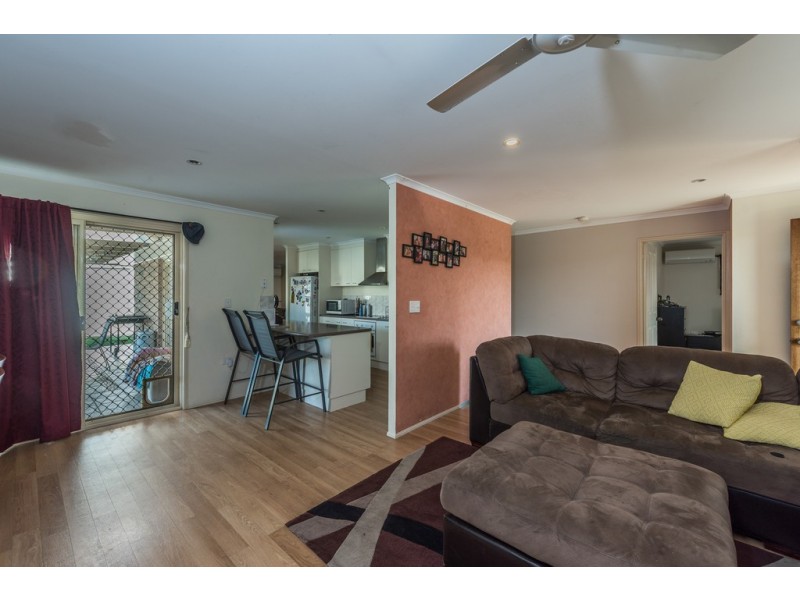 6 Clive Crescent, Kepnock QLD 4670