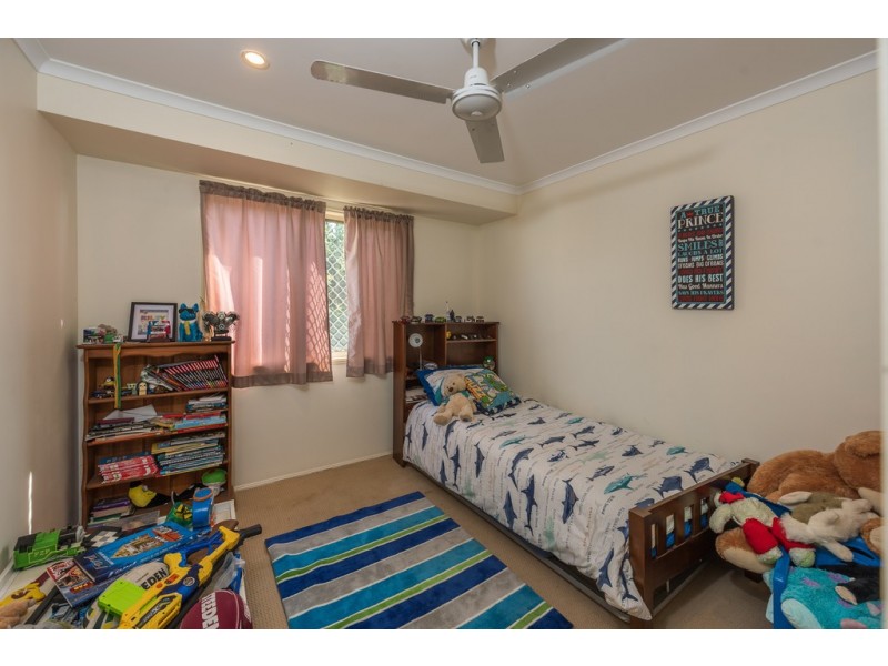 6 Clive Crescent, Kepnock QLD 4670