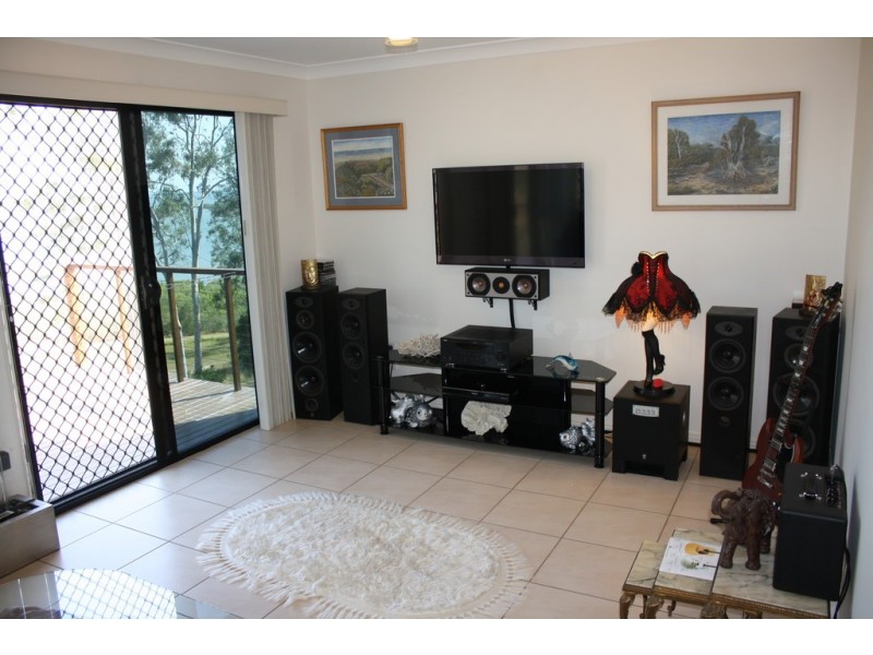 6 Russell Drive, River Heads QLD 4655