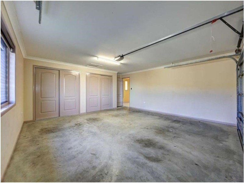 4 Davin Place, Coral Cove QLD 4670