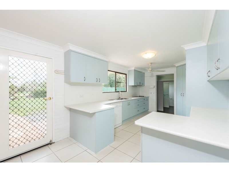 10 Pinto Avenue, Branyan QLD 4670