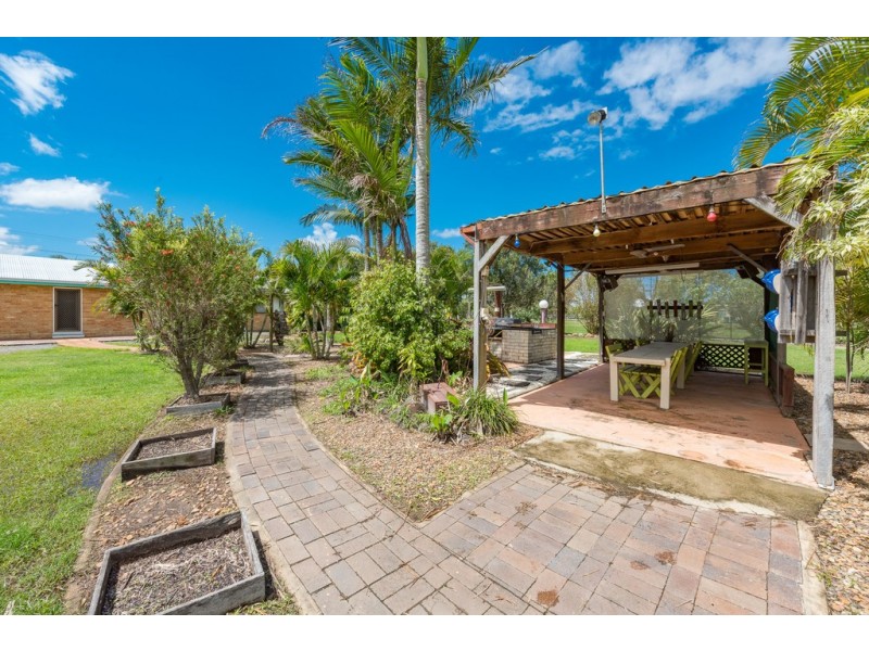 10 Pinto Avenue, Branyan QLD 4670