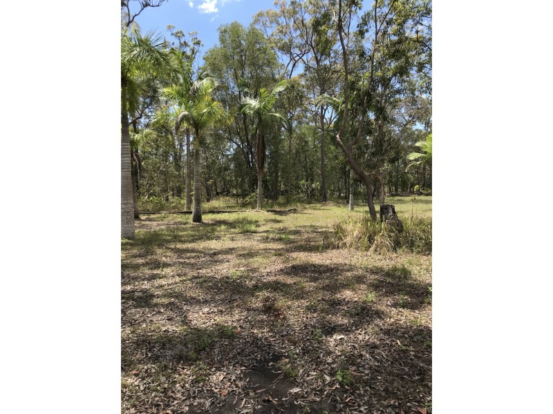 8 Hannah Court, Moore Park Beach QLD 4670