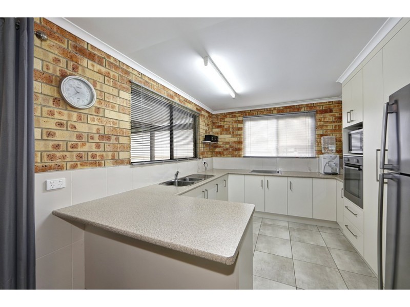 16 Wells Street, Bundaberg North QLD 4670