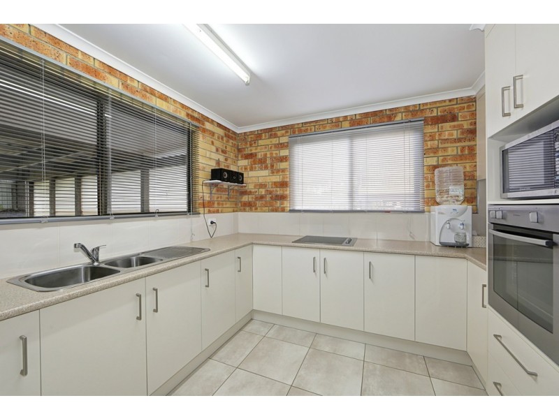 16 Wells Street, Bundaberg North QLD 4670