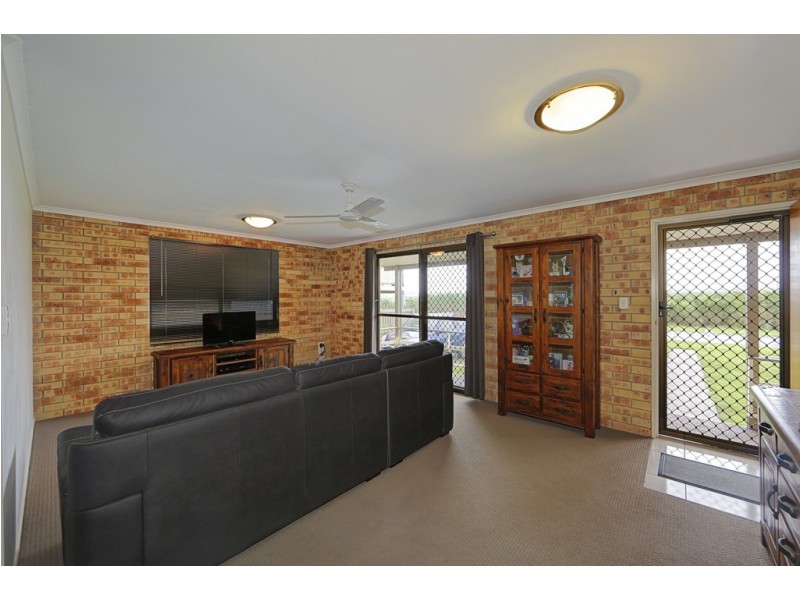 16 Wells Street, Bundaberg North QLD 4670