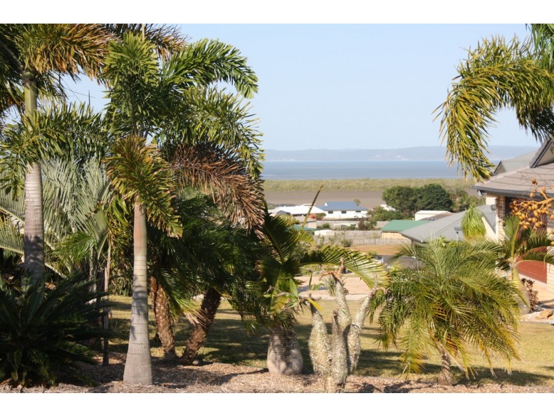 192-194 Cove Boulevard, River Heads QLD 4655