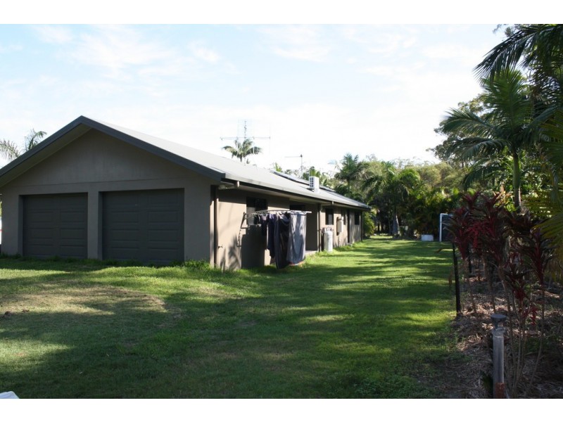 49 ISAAC MOORE DRIVE, Moore Park Beach QLD 4670