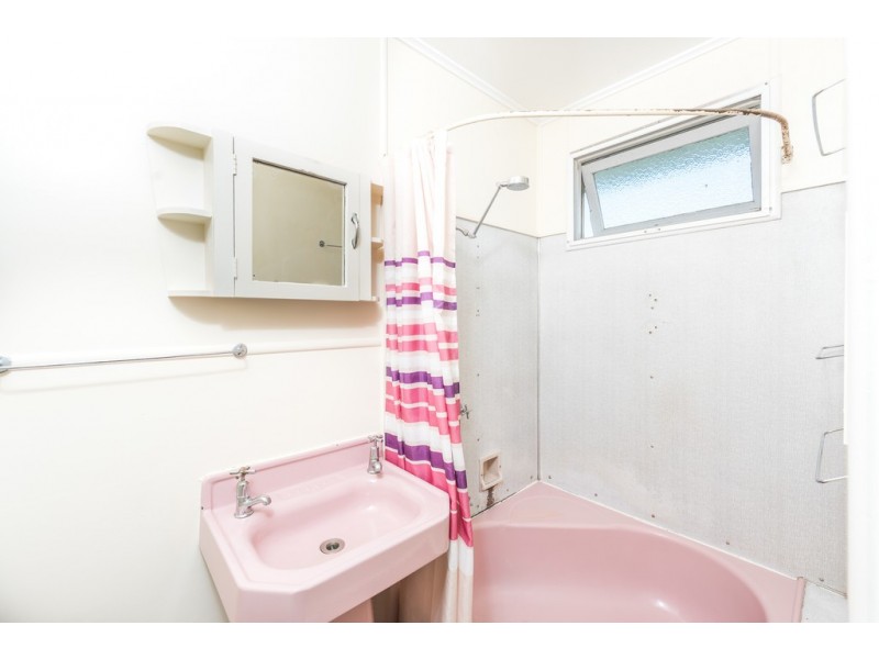 266 Ruths Road, South Kolan QLD 4670