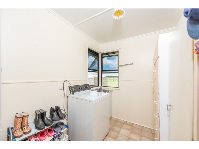 266 Ruths Road, South Kolan QLD 4670