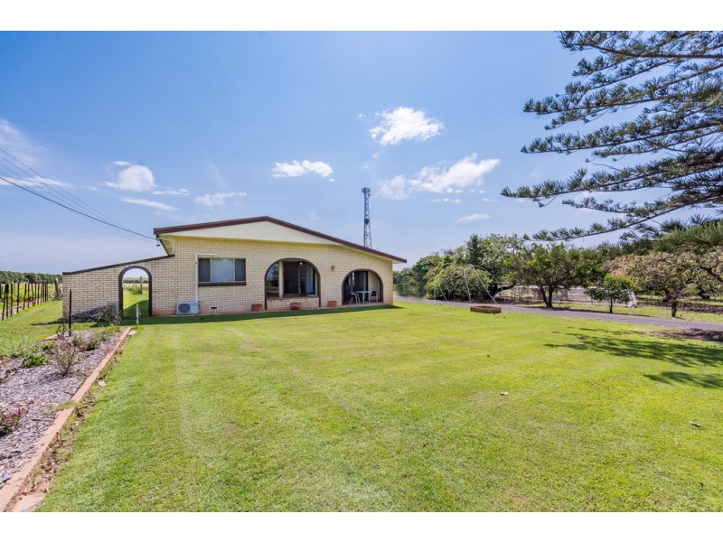 494 Moore Park Road, Welcome Creek QLD 4670