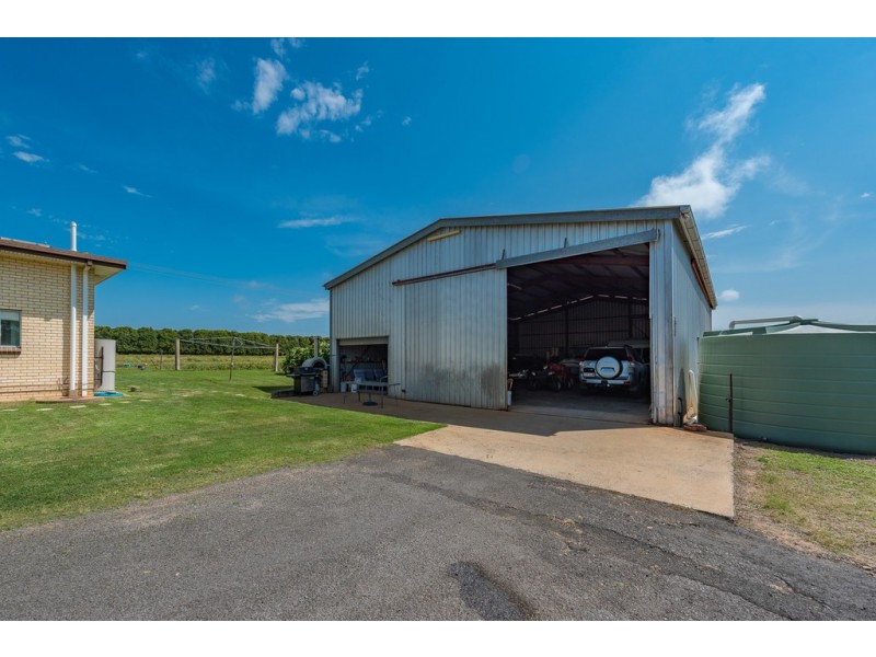 494 Moore Park Road, Welcome Creek QLD 4670