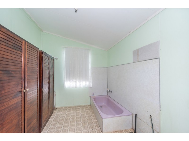 2388 Gin Gin Road, South Kolan QLD 4670