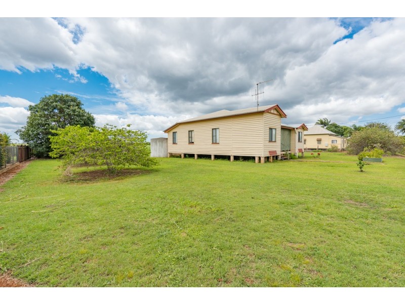 2388 Gin Gin Road, South Kolan QLD 4670